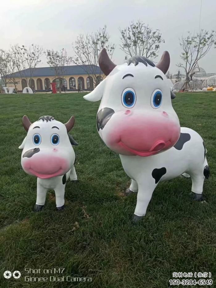 抽象玻璃鋼小狗雕塑 店門口彩繪雕塑 步行街擺件