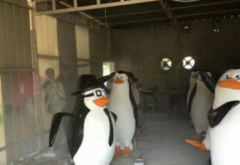 抽象玻璃鋼企鵝雕塑 店門口彩繪雕塑 步行街擺件