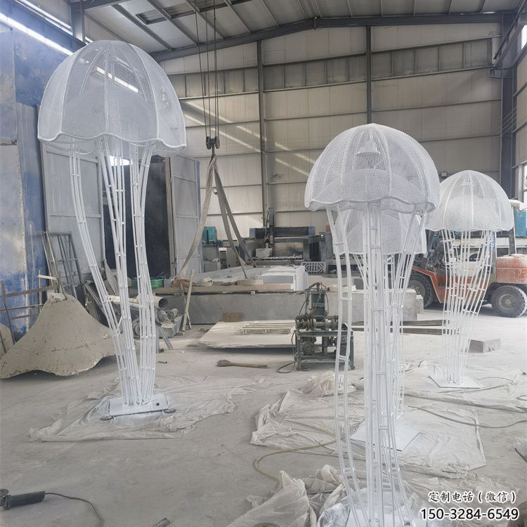 田間水母雕塑 彩繪仿真雕塑 園林擺件