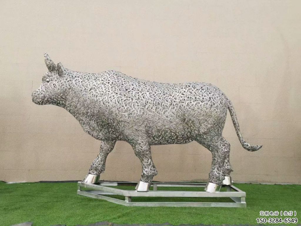 操場小牛雕塑，公園主題，鏤空工藝效果