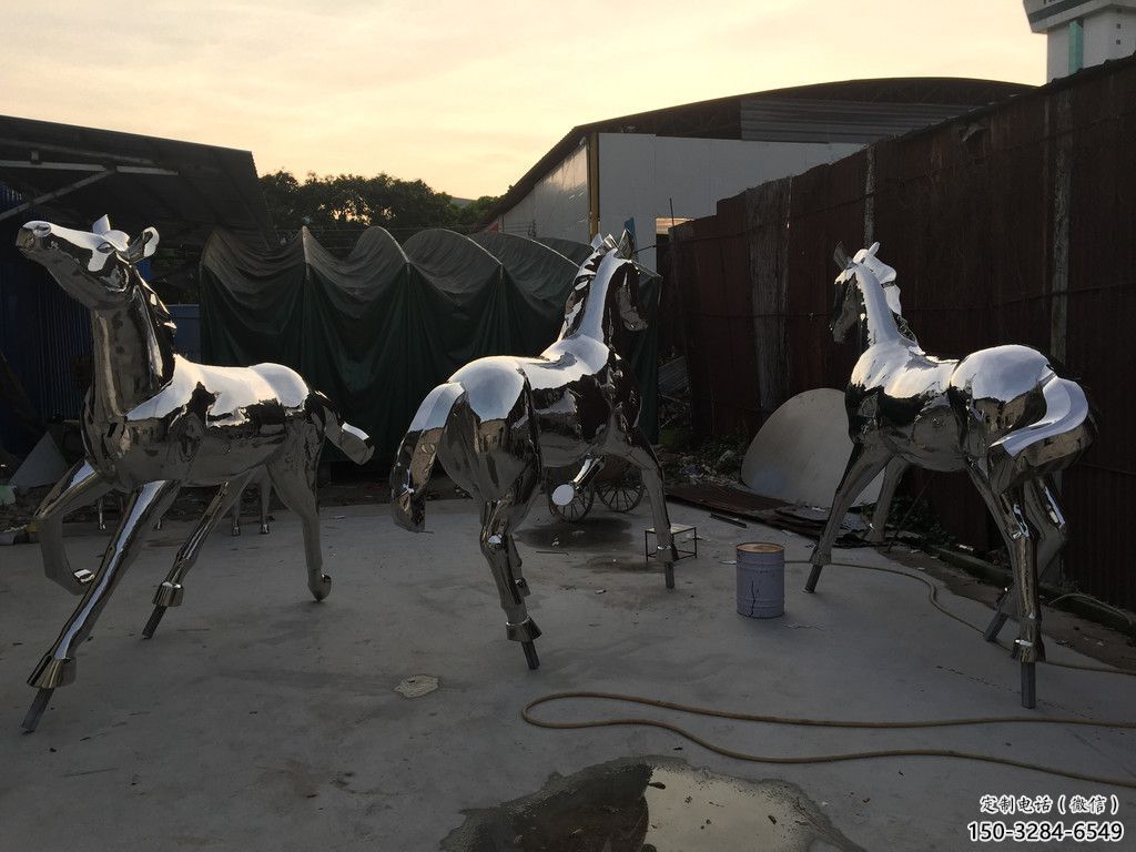 步行街戰馬雕塑，景觀主題，鏡面工藝