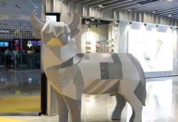 操場小牛雕塑，景觀題材，幾何工藝