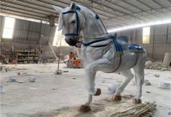 操場戰(zhàn)馬雕塑，公園題材，動(dòng)物主題