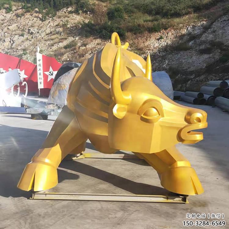 庭院黃牛雕塑，動物主題，鍍銅工藝