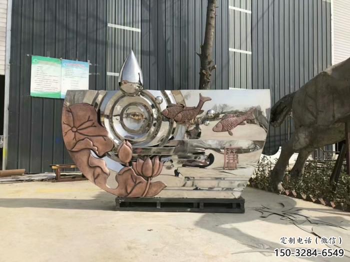 園林魚形雕塑，噴漆運動雕塑，網格形式