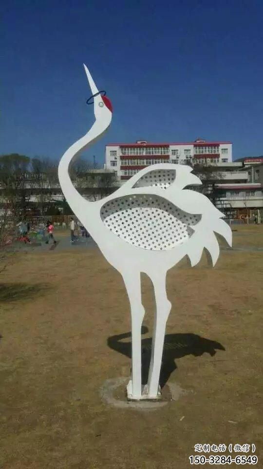 售樓部白鷺雕塑，噴砂發光雕塑，彩繪題材