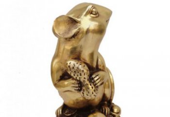 步行街老鼠雕塑，鑄銅農耕雕塑，鏤空方式