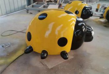 農(nóng)村蟲子雕塑，鏤空海洋雕塑，抽象效果