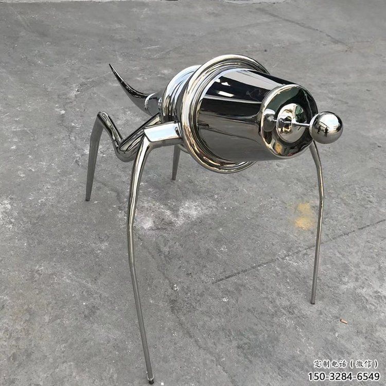 公園蝗蟲雕塑，噴砂發光雕塑，拋光工藝