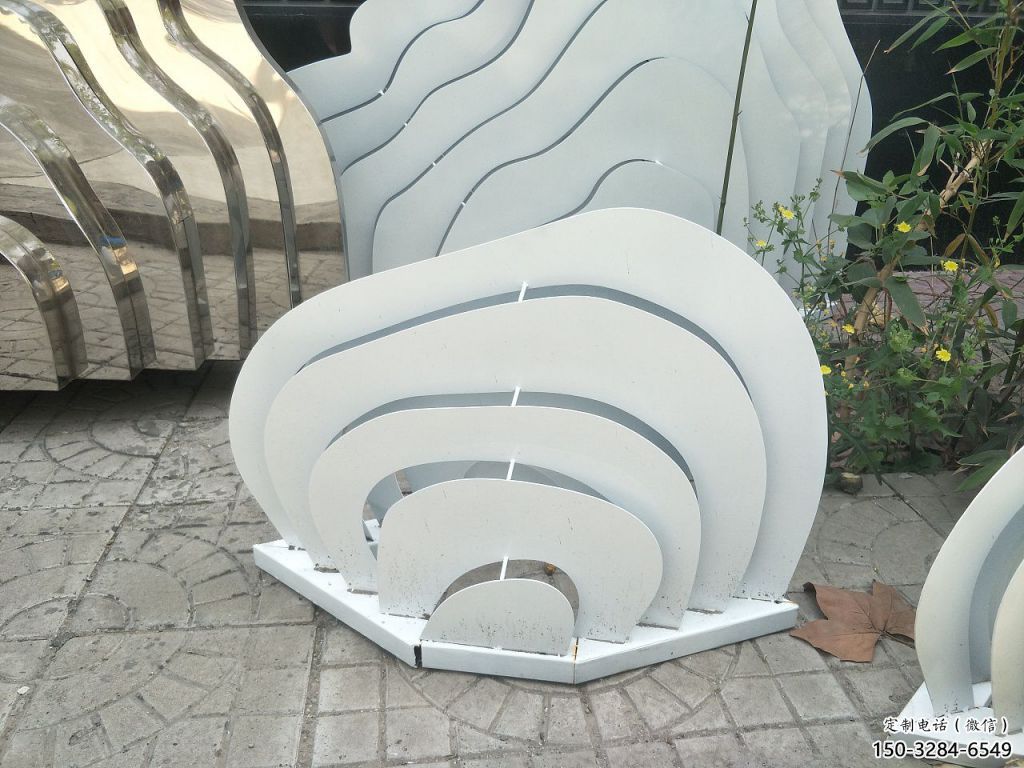 步行街假山雕塑，鍛造景觀雕塑，鏤空方式