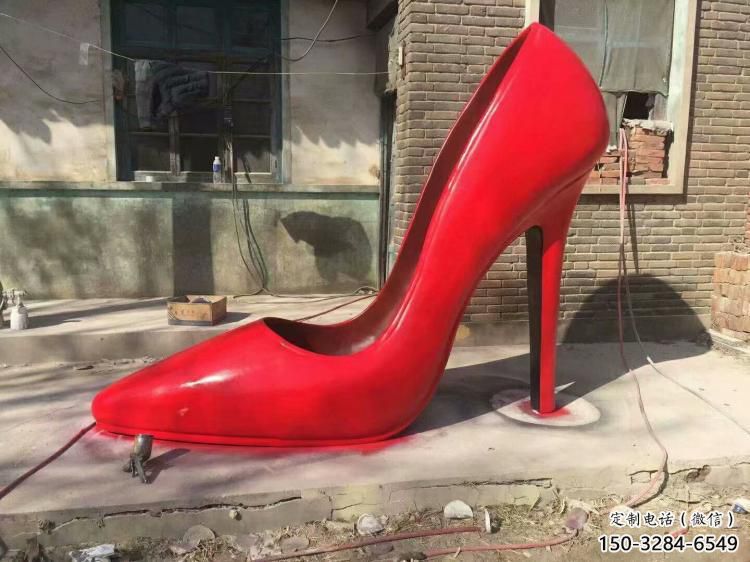 鋼管高跟鞋雕塑 異形噴水小品 農村雕塑