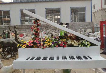 鋼琴雕塑 電鍍現(xiàn)代小品 公園雕塑