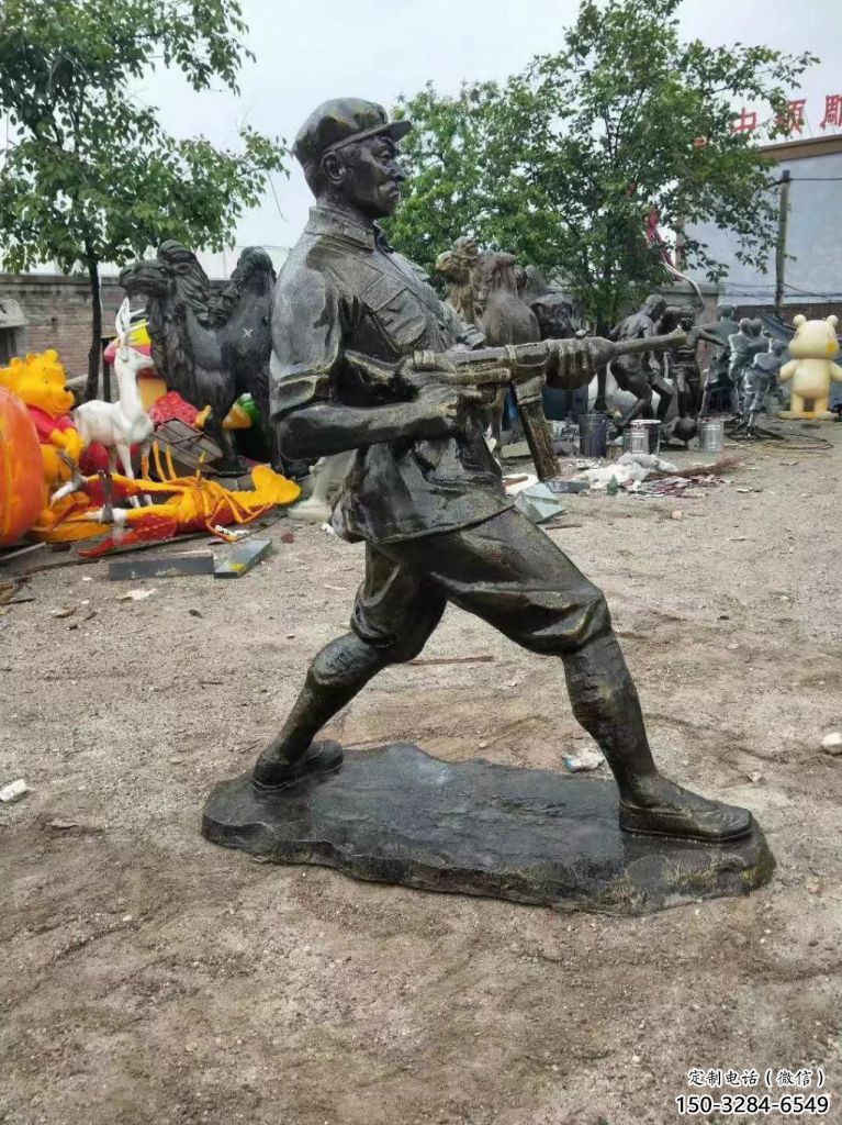 廣場(chǎng)交警雕塑 抽象軍人雕塑 烤漆士兵雕塑