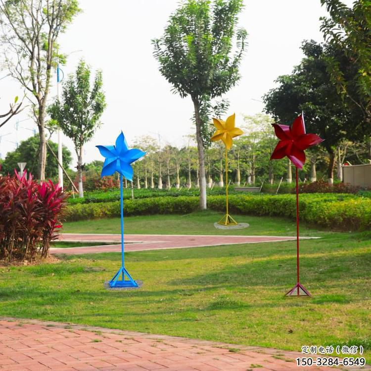 別墅區(qū)風(fēng)車雕塑 大型別墅區(qū)旋轉(zhuǎn)雕塑 剪影旋轉(zhuǎn)雕塑