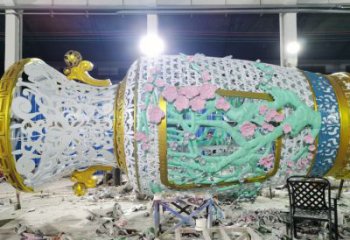 草地花瓶雕塑 現代雕塑 大型瓶子雕塑