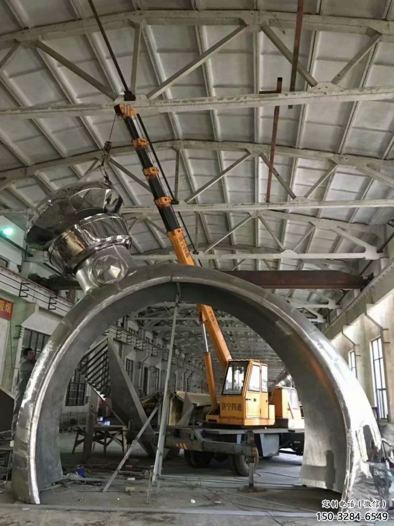 仿真指環(huán)雕塑 電鍍現代標識雕塑 部隊戒指環(huán)雕塑