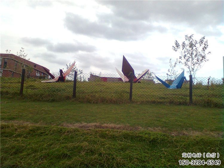 創意千紙鶴雕塑 啞光折紙風格 公園鶴鳥雕塑