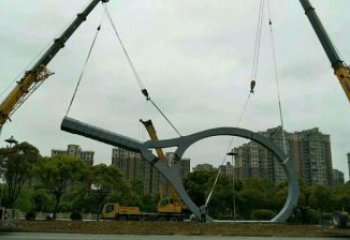 仿真球拍雕塑 電鍍現代網球拍雕塑 部隊體育雕塑