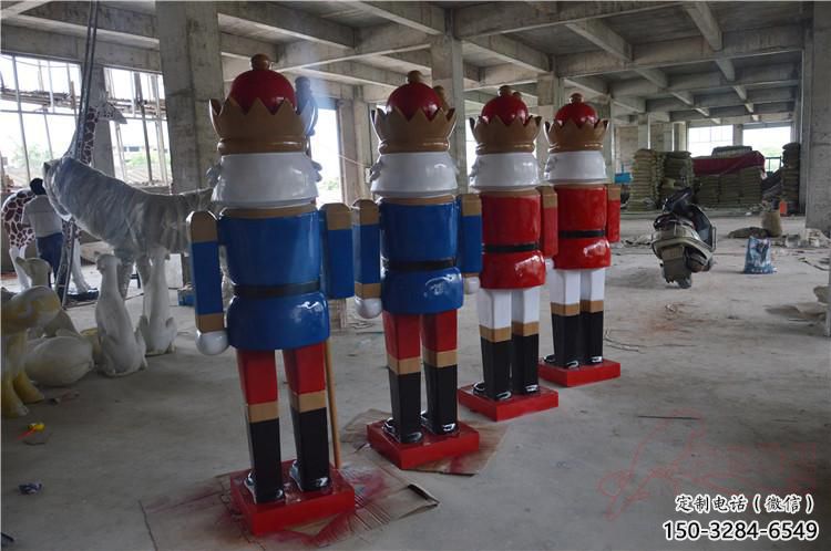 大型商場撲克雕塑 仿真撲克牌雕塑 鏡面雕塑