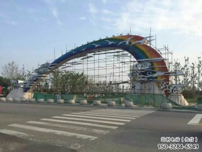 云朵大雁大門雕塑，地域形象美陳，烤漆工藝制作