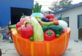 公園果籃雕塑制造商，小區(qū)擺件，蔬菜果籃雕塑提供