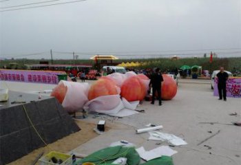 園林果籃雕塑展品，公園小品，桃子果籃雕塑生產商