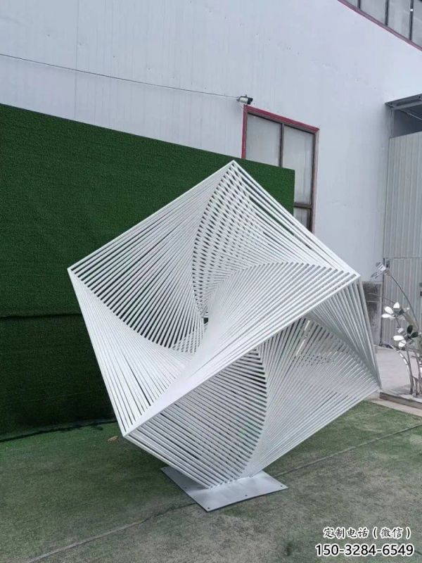 廣場立方體雕塑廠家，市標雕塑，鏤空立方體雕塑定制