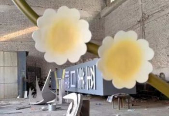 梧桐花雕塑制造商，城區(qū)小品，不銹鋼梧桐花雕塑定制廠家