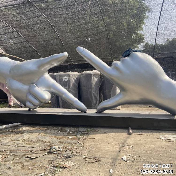 剪刀手雕塑供求，美陳雕塑，不銹鋼剪刀手雕塑制造