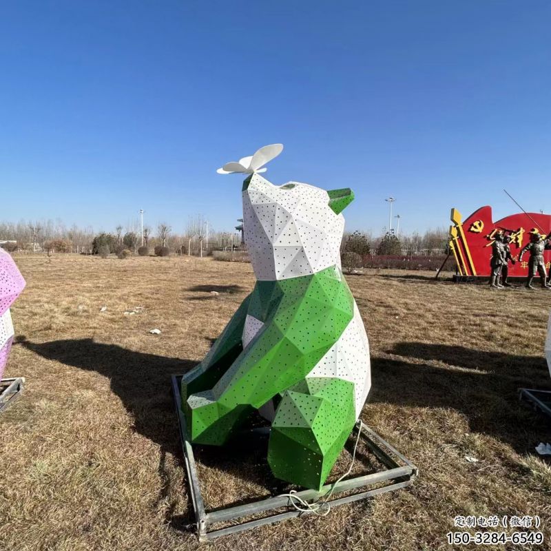 彩繪熊貓雕塑通用，花園小品，廣場切面熊貓雕塑優價