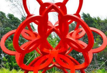 彩繪花環(huán)雕塑