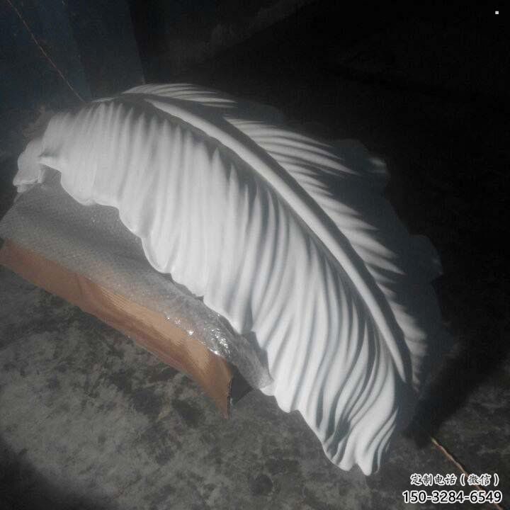 隴南羽毛雕塑供應，花園小品，酒店玻璃鋼羽毛雕塑展品