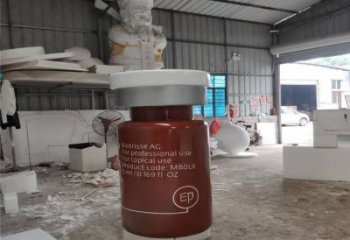 興安盟瓶子雕塑批發(fā)，景觀雕塑，主題玻璃鋼藥瓶子雕塑標(biāo)準(zhǔn)