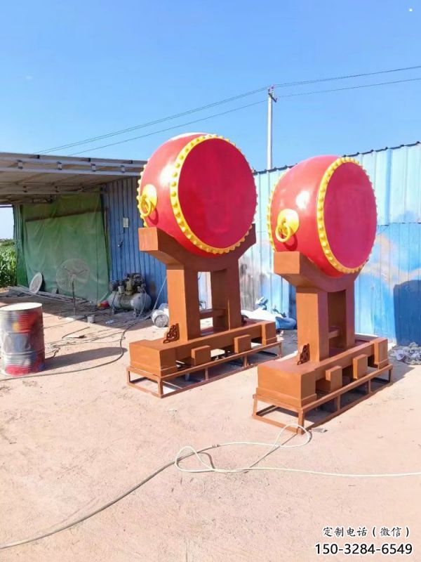 吐魯番景觀戰(zhàn)鼓雕塑