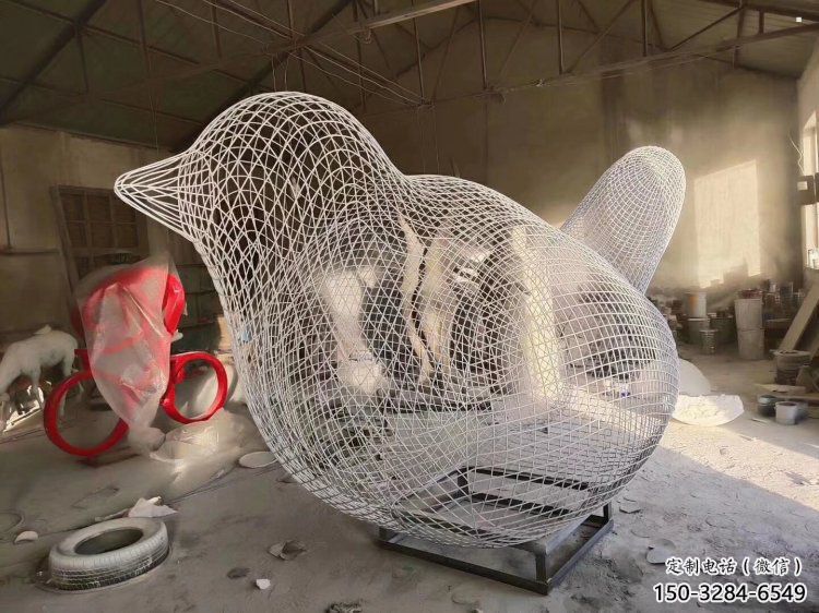 吐魯番鏤空小鳥雕塑精選，陸地擺件，鐵藝鳥兒雕塑精品